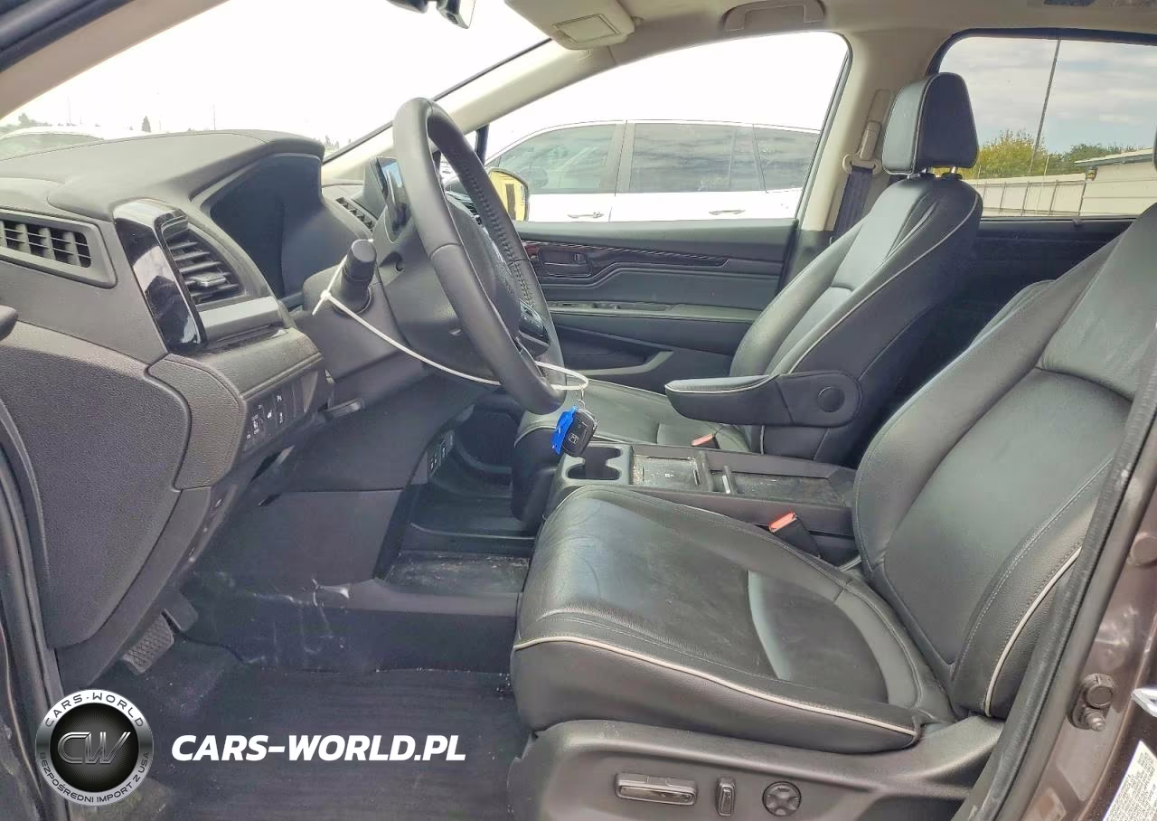 2026 Honda Odyssey Touring VIN:5FNRL6H86TB007830 - 7
