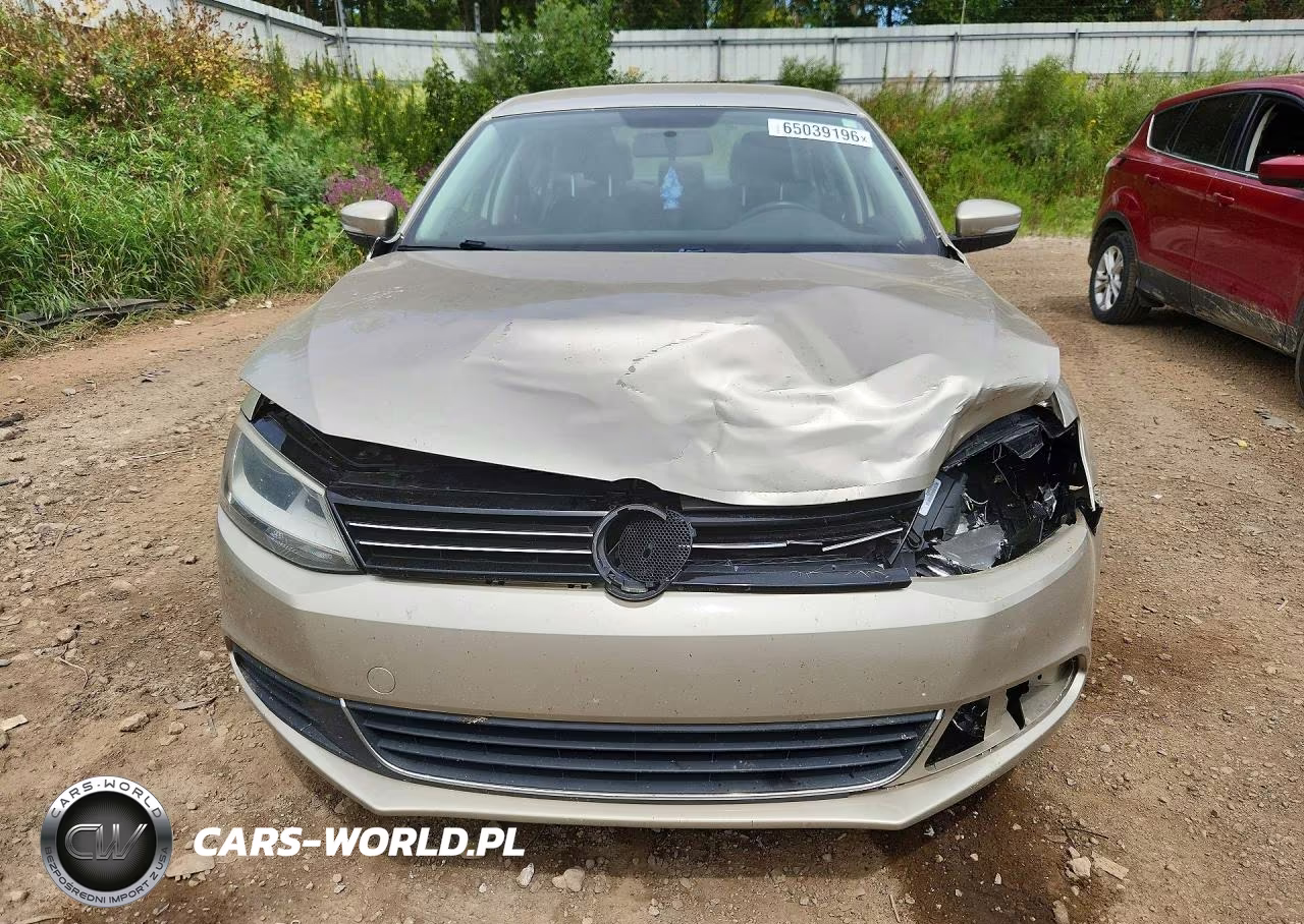 2014 Volkswagen Jetta Tdi VIN:3VWLL7AJ0EM234032 - 5