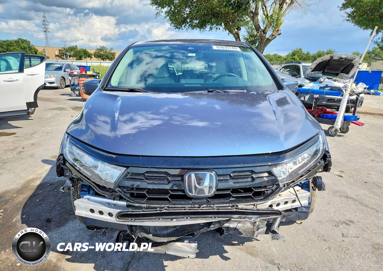 2025 Honda Odyssey Touring VIN:5FNRL6H80SB030955 - 5