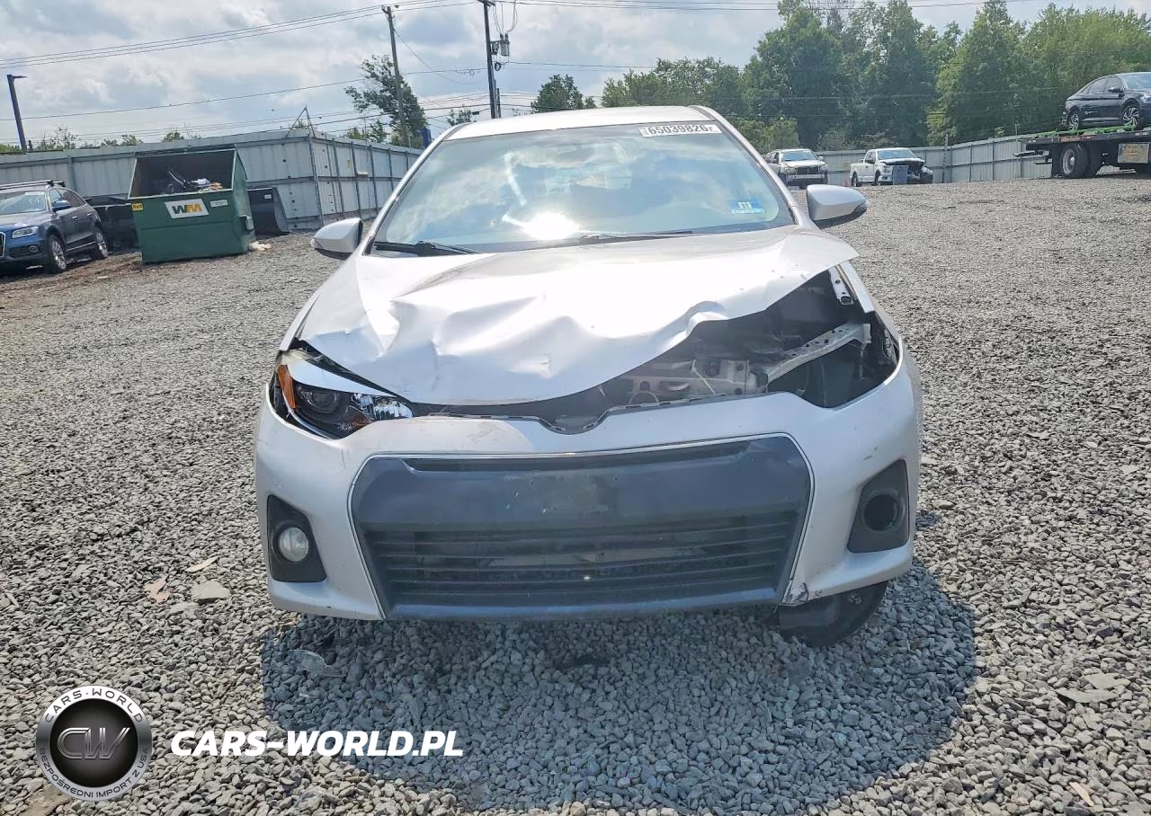 2015 Toyota Corolla S Plus VIN:2T1BURHE8FC272912 - 5