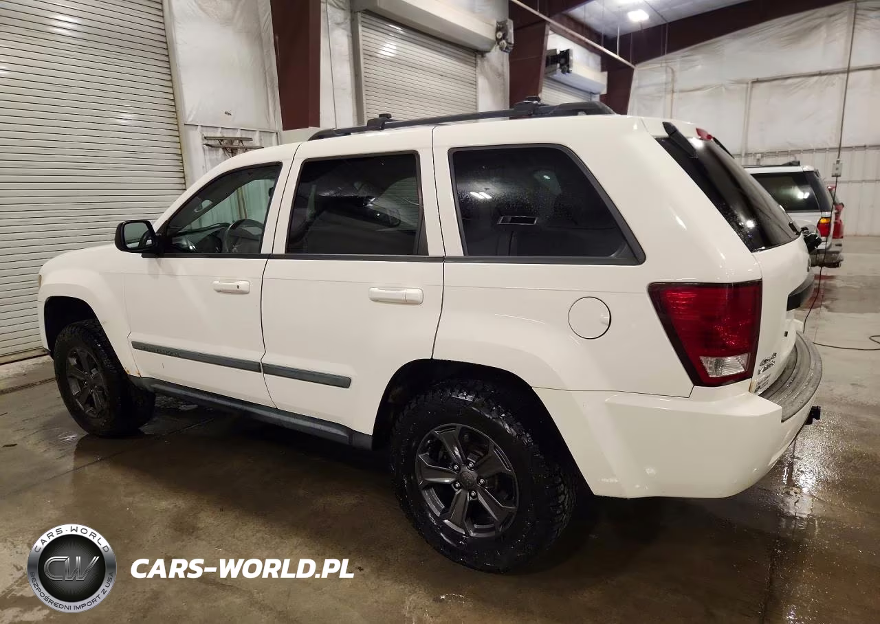 2008 Jeep Grand Cherokee Laredo VIN:1J8GR48K98C190272 - 2