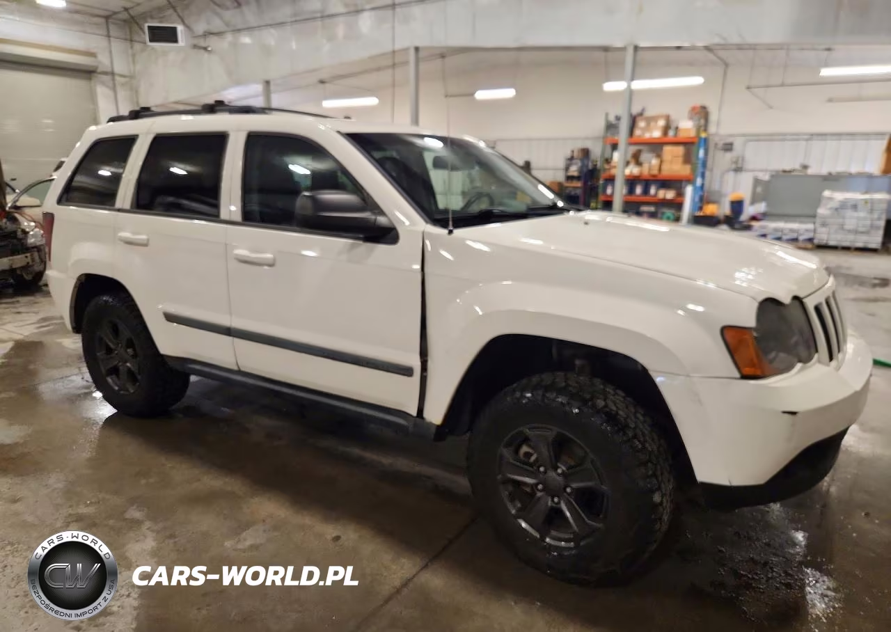 2008 Jeep Grand Cherokee Laredo VIN:1J8GR48K98C190272 - 4