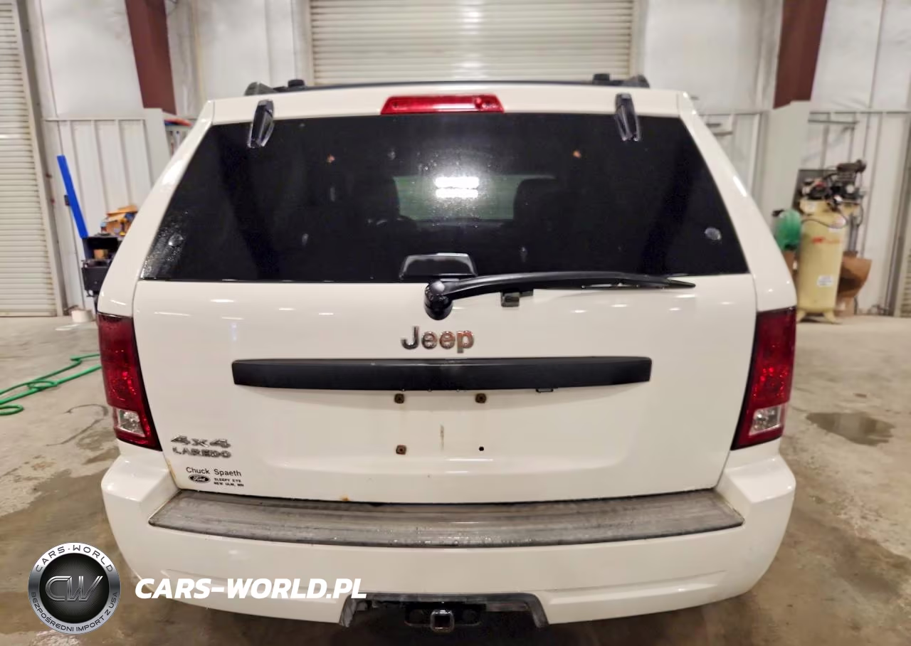 2008 Jeep Grand Cherokee Laredo VIN:1J8GR48K98C190272 - 6