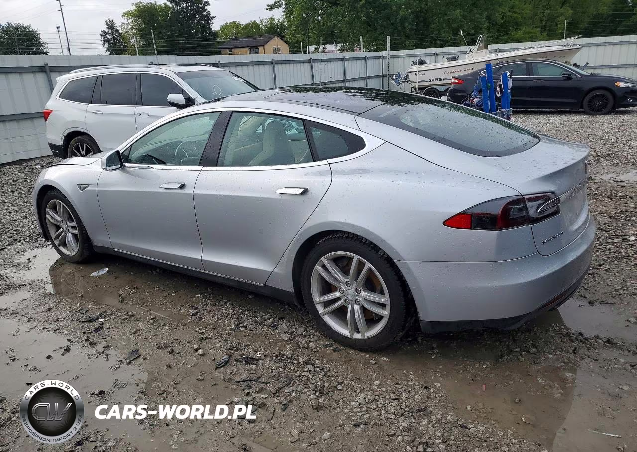 2013 Tesla Model S VIN:5YJSA1CN0DFP22076 - 2