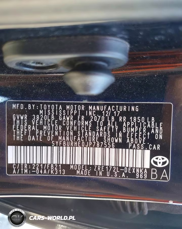 2018 Toyota Corolla Le VIN:5YFBURHE0JP787556 - 12