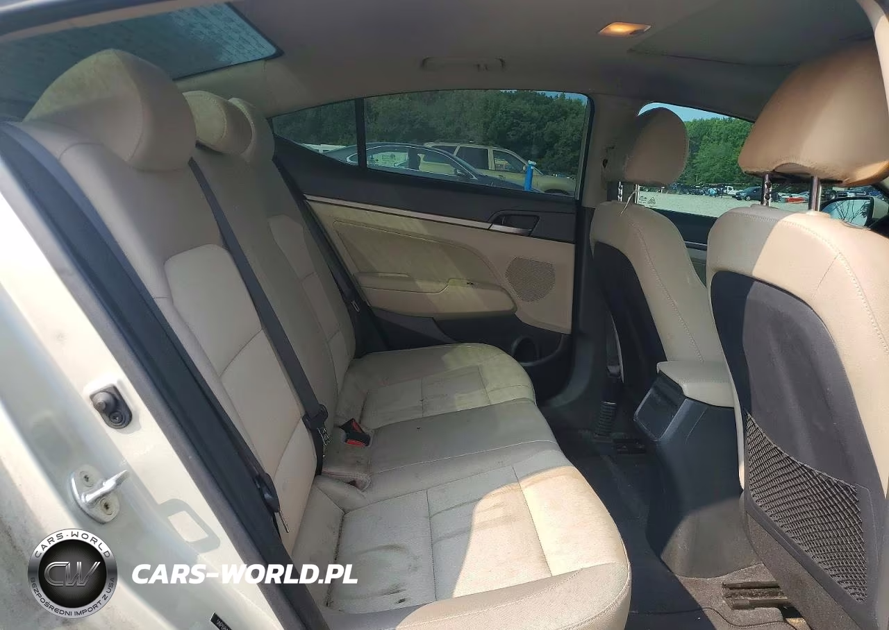 2017 Hyundai Elantra Value Edition VIN:5NPD84LF3HH162026 - 10