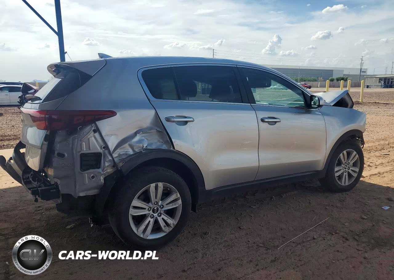 2018 Kia Sportage Lx VIN:KNDPM3AC5J7472099 - 3