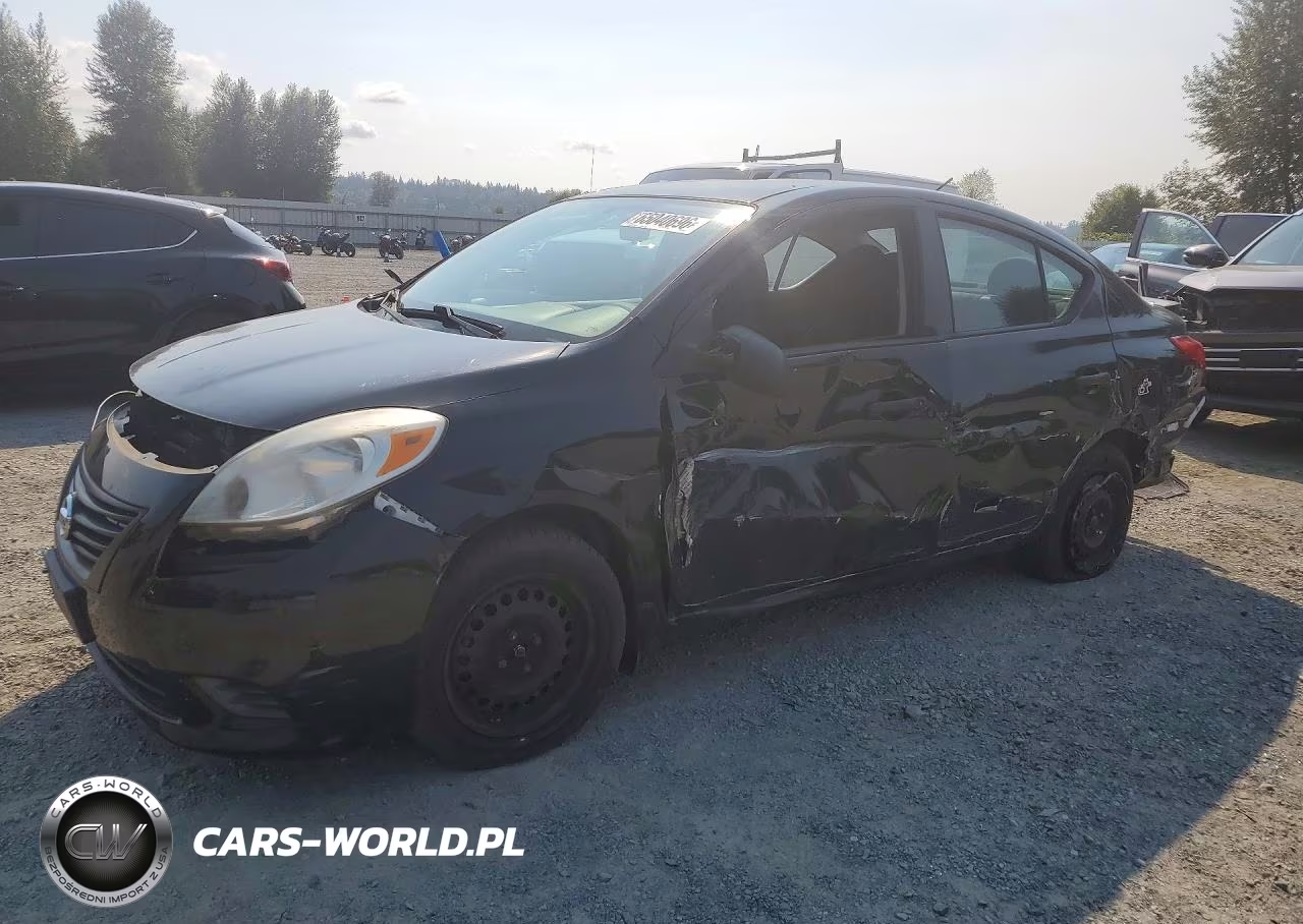 2013 Nissan Versa 1.6 S
