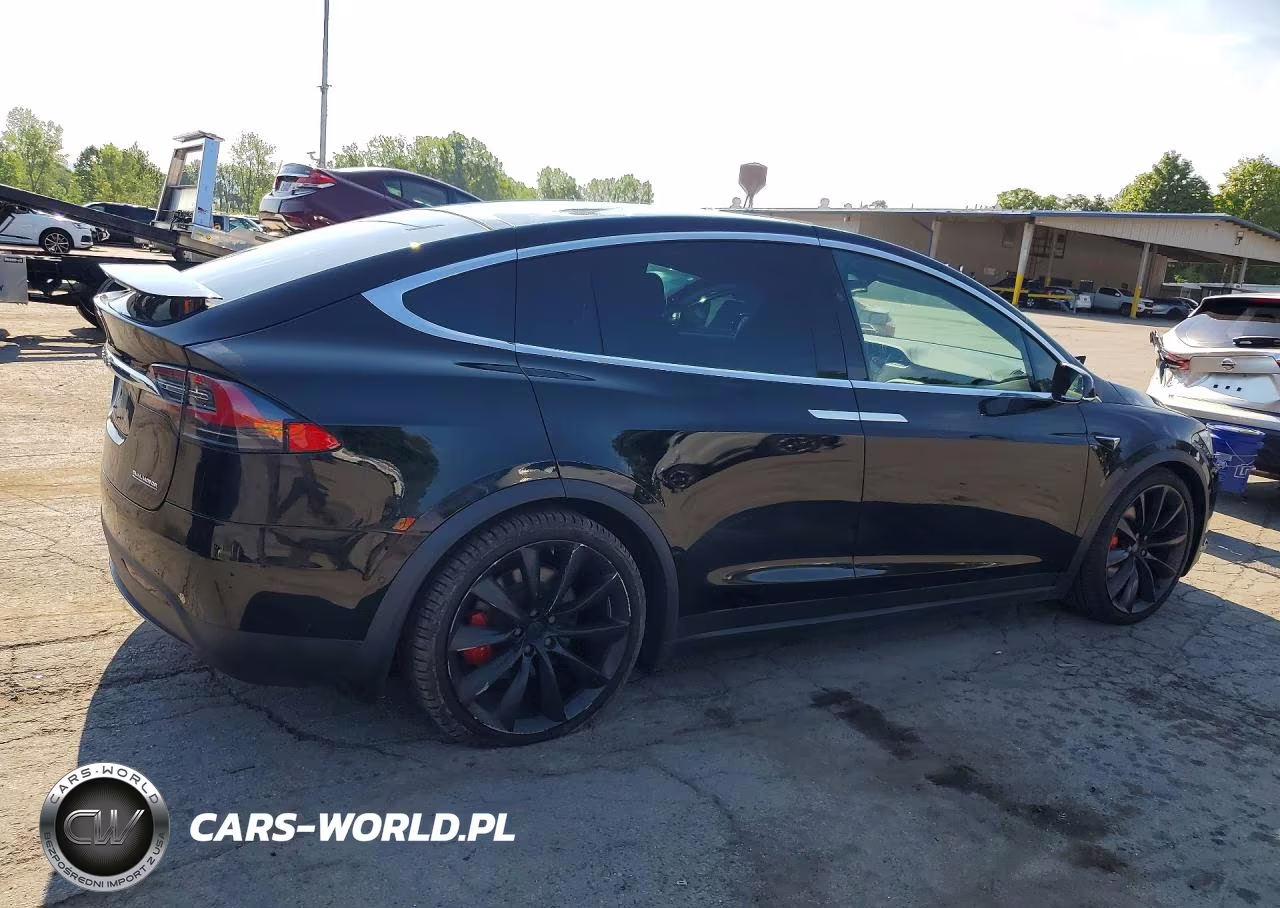 2020 Tesla Model X VIN:5YJXCDE43LF236107 - 3