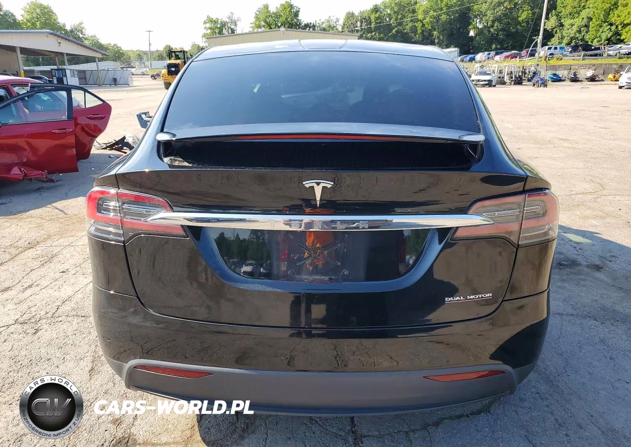 2020 Tesla Model X VIN:5YJXCDE43LF236107 - 6