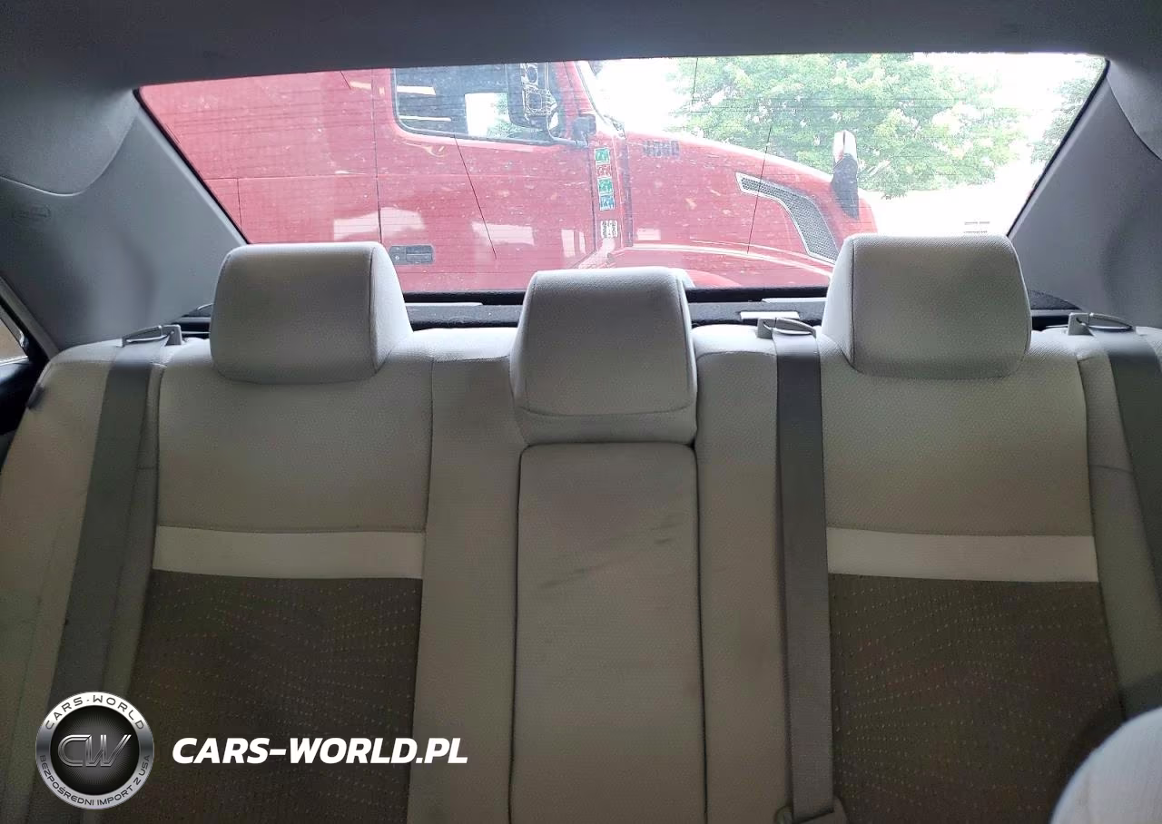 2012 Toyota Camry Hybrid VIN:4T1BD1FK9CU044096 - 10