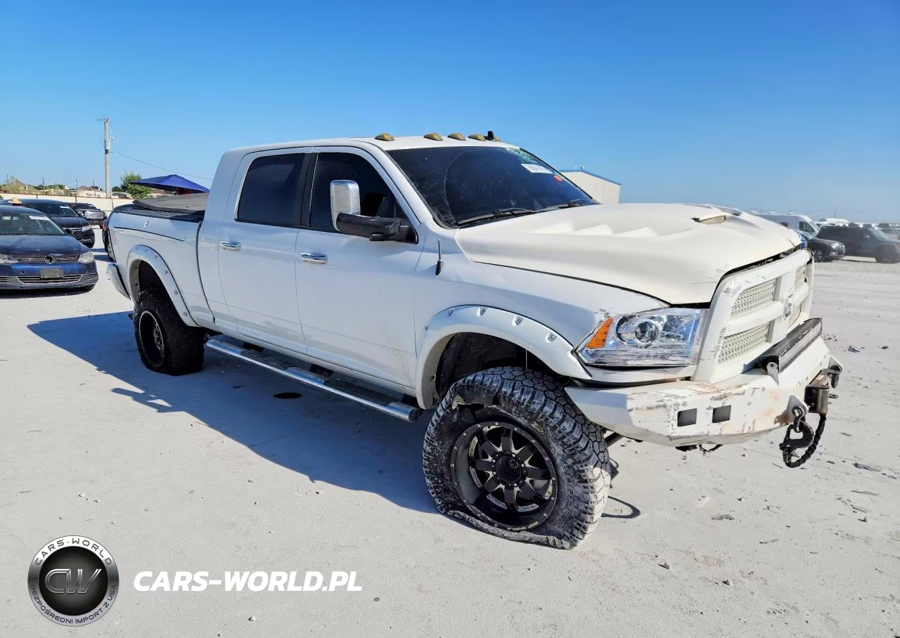 2015 Ram 2500 Longhorn VIN:3C6UR5PL3FG651588 - 4