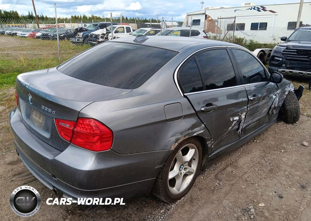 2011 BMW 335 D VIN:WBAPN7C50BF184031 - 3