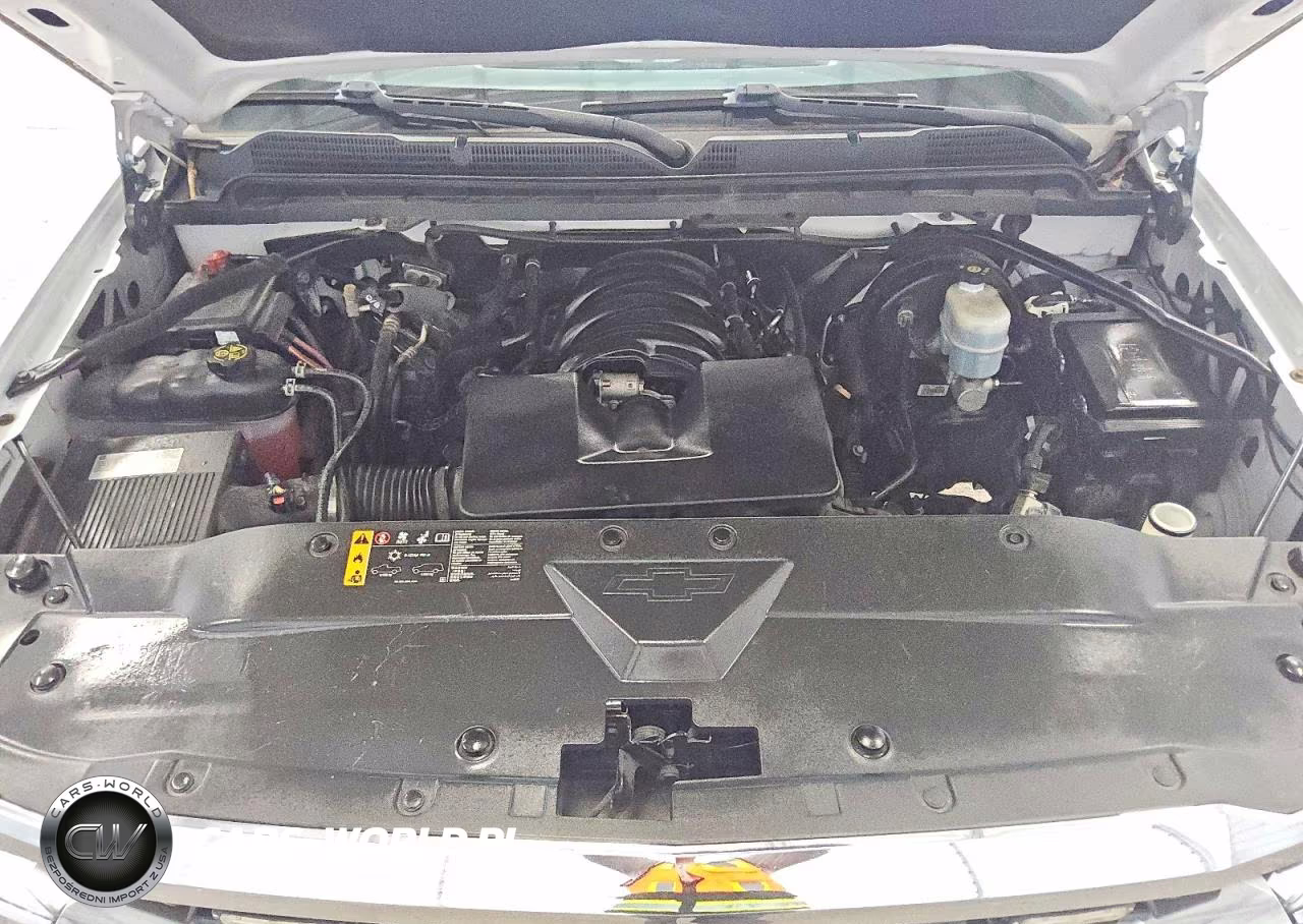 2018 Chevrolet Silverado C1500 VIN:1GCNCNEH2JZ370811 - 11