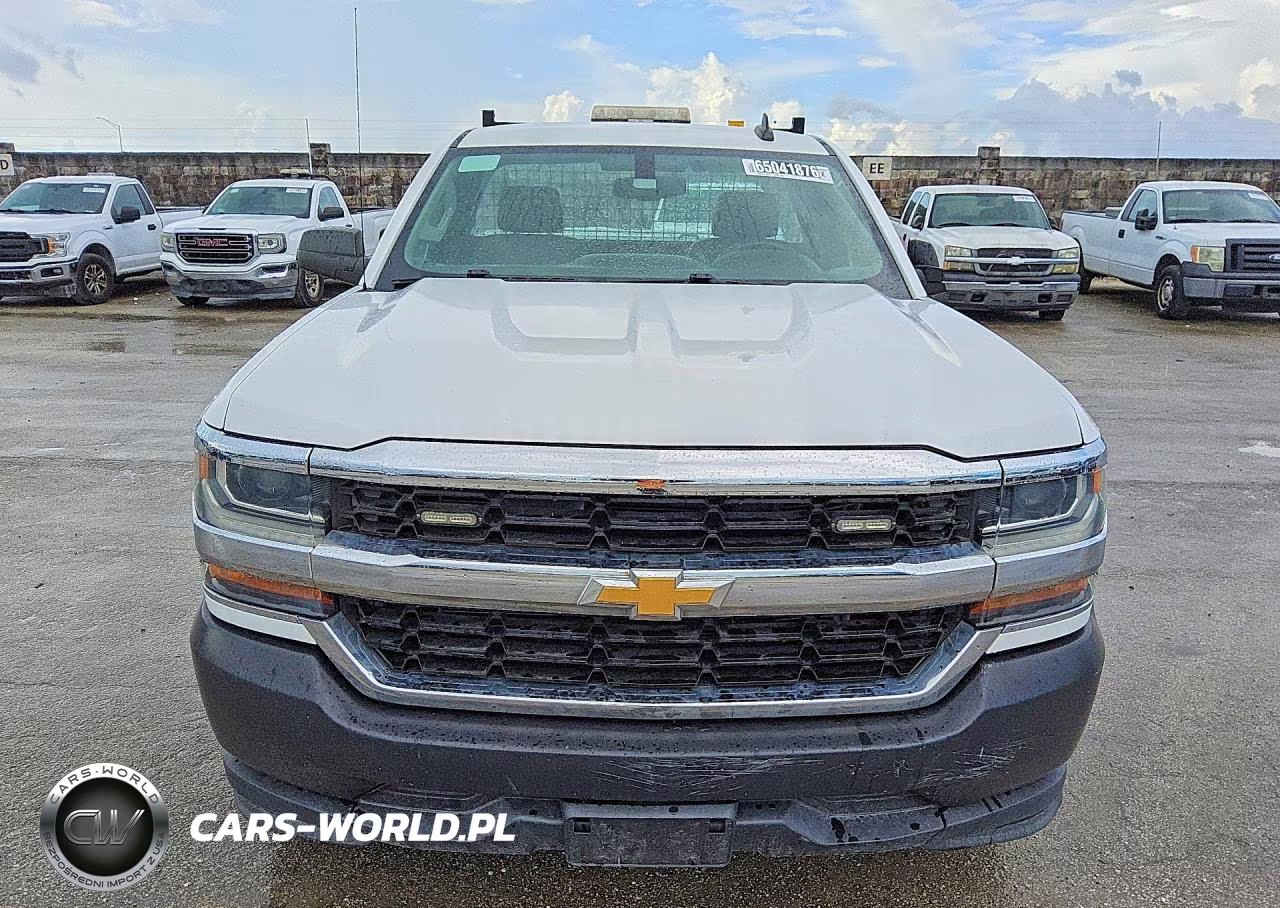2018 Chevrolet Silverado C1500 VIN:1GCNCNEH2JZ370811 - 5
