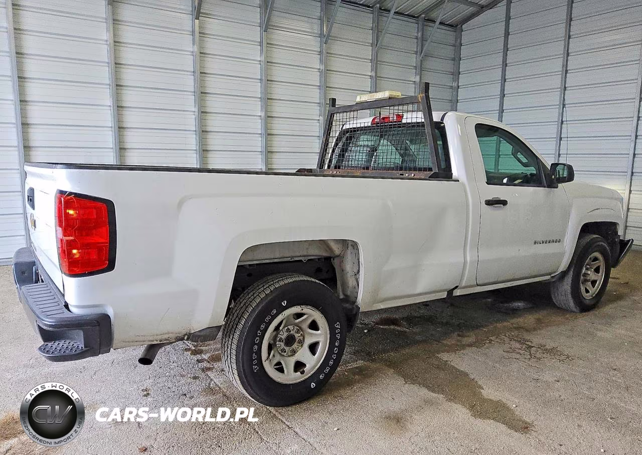 2018 Chevrolet Silverado C1500 VIN:1GCNCNEH1JZ369701 - 3