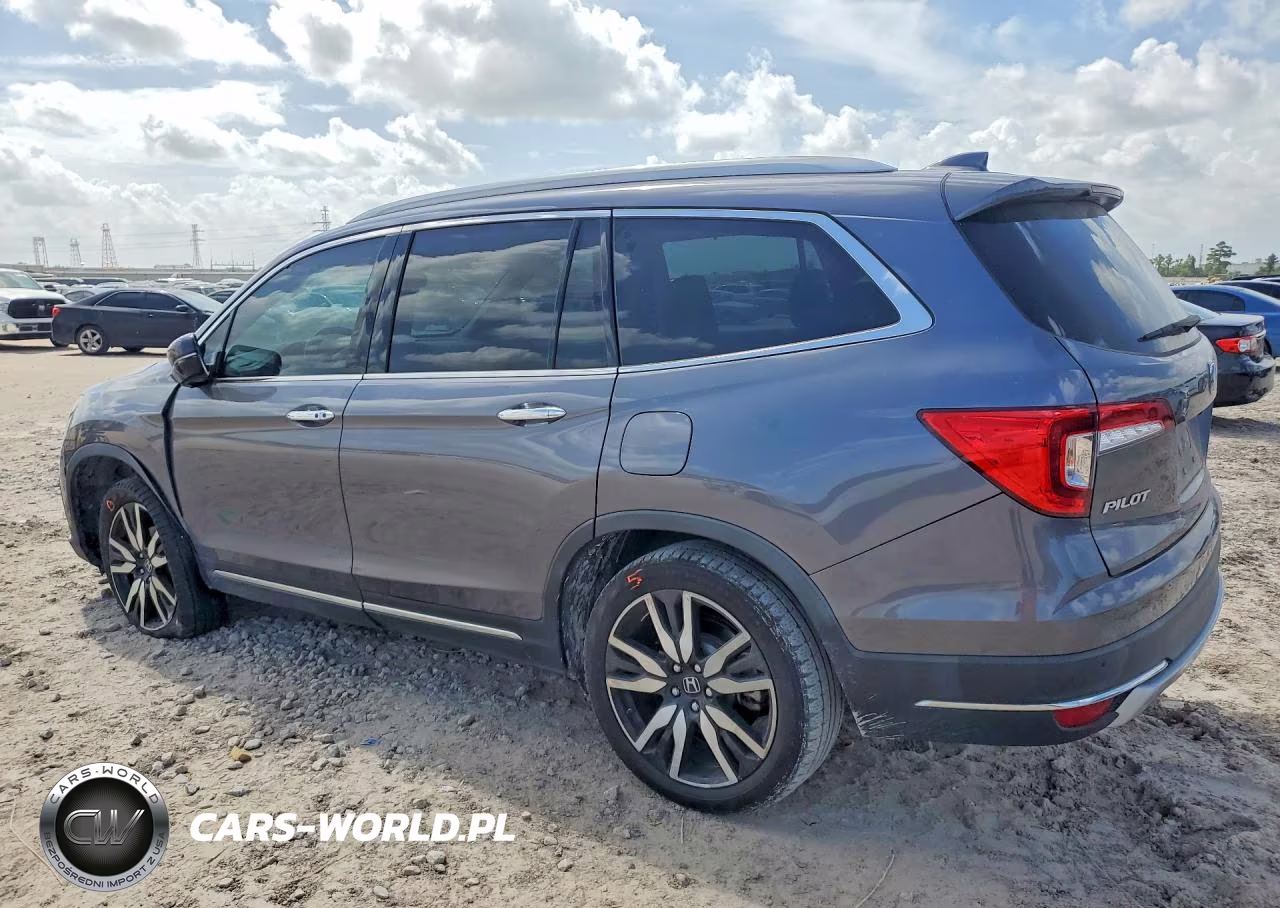 2021 Honda Pilot Touring VIN:5FNYF5H96MB039135 - 2