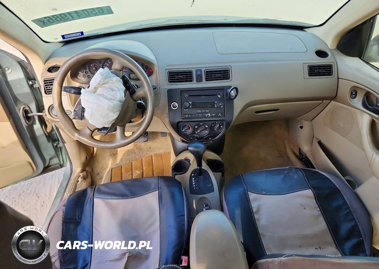 2005 Ford Focus Zx4 VIN:1FAFP34NX5W272448 - 8