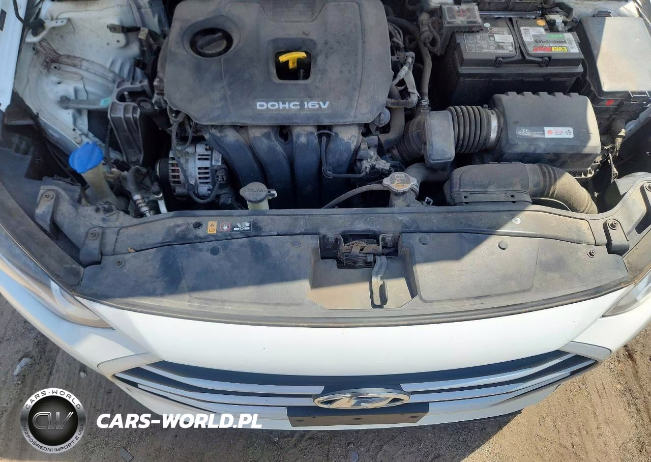 2018 Hyundai Elantra Value Edition VIN:5NPD84LF9JH372152 - 11