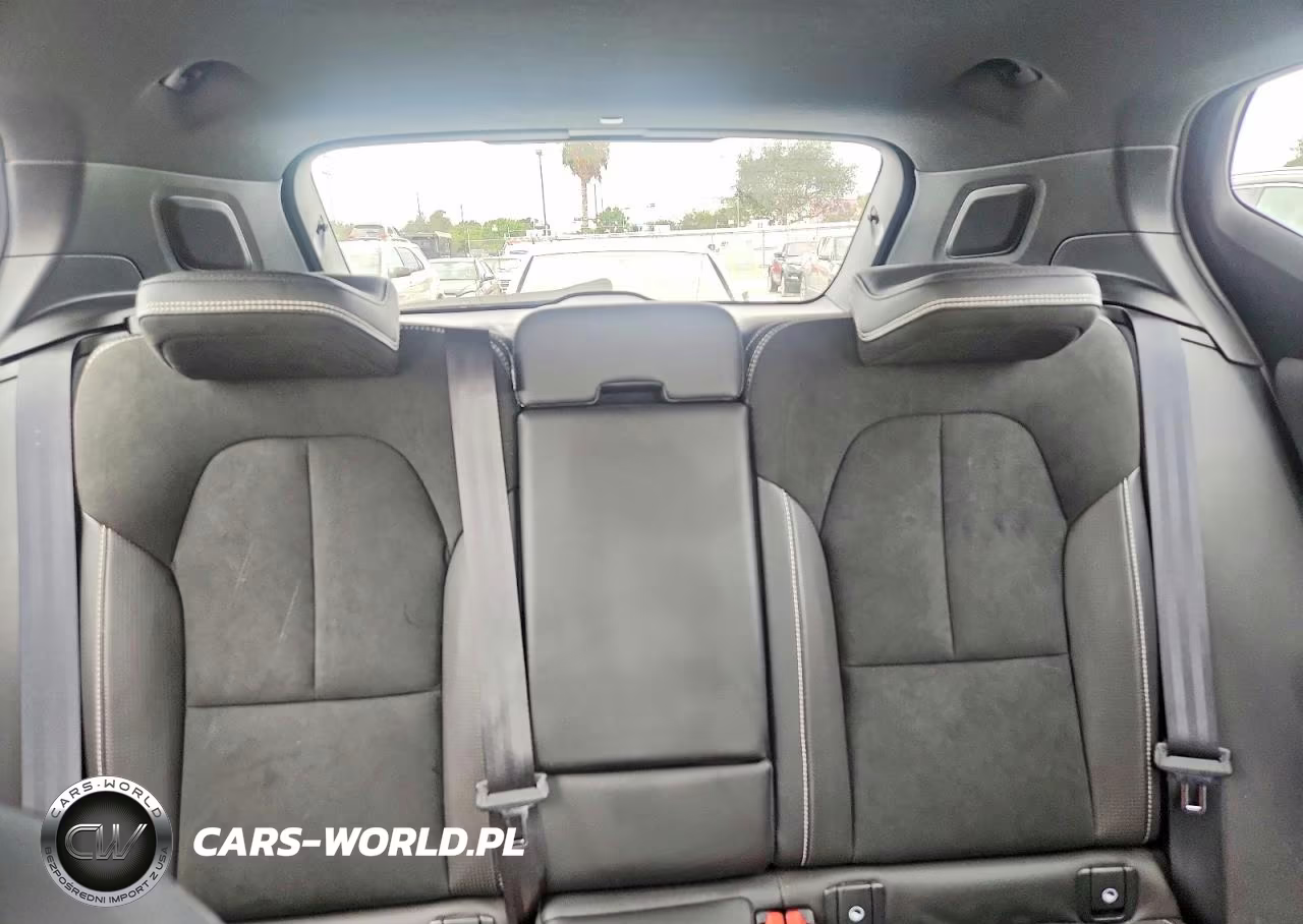 2020 Volvo Xc40 T4 R-Design VIN:YV4AC2HM7L2314202 - 10