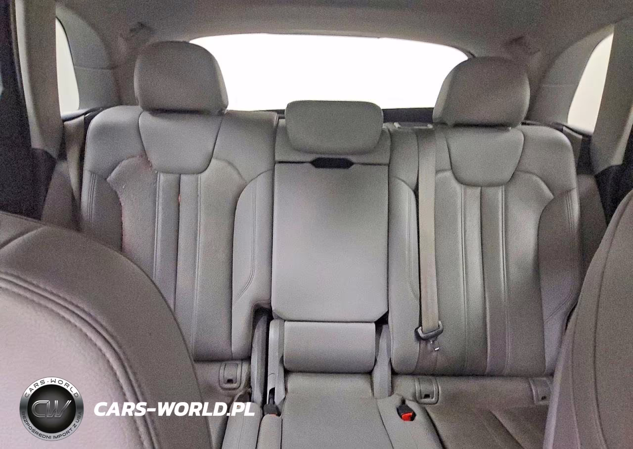 2018 Audi Q5 Premium Plus VIN:WA1BNAFY5J2056402 - 10