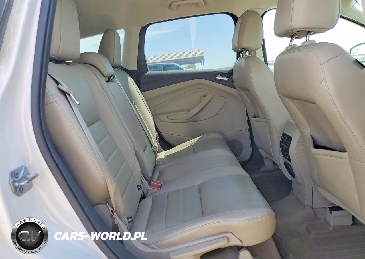2016 Ford Escape Titanium VIN:1FMCU0J99GUC59714 - 10