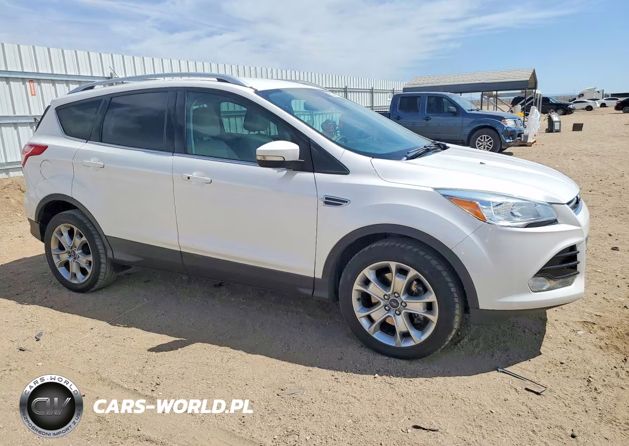2016 Ford Escape Titanium VIN:1FMCU0J99GUC59714 - 4
