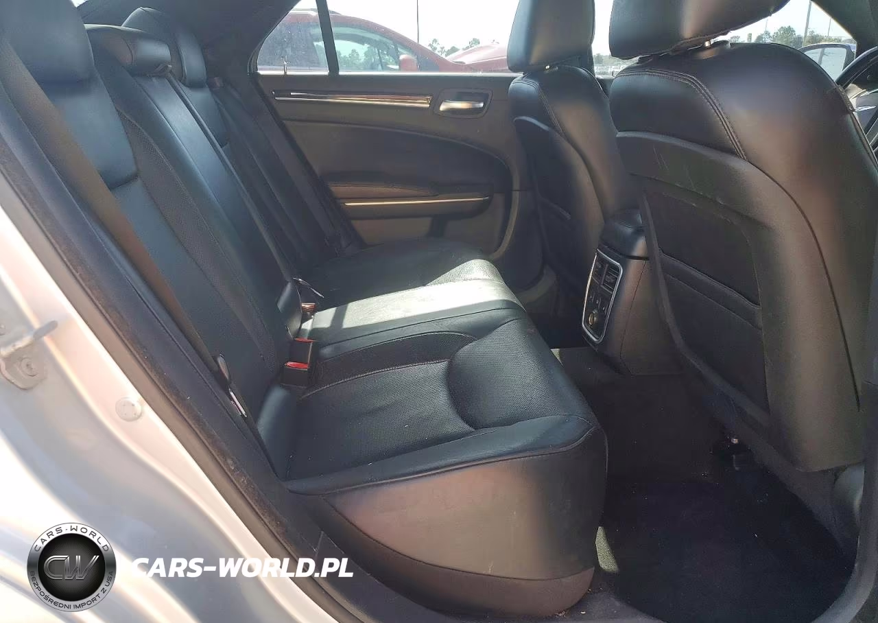 2013 Chrysler 300C VIN:2C3CCAEG9DH613238 - 10
