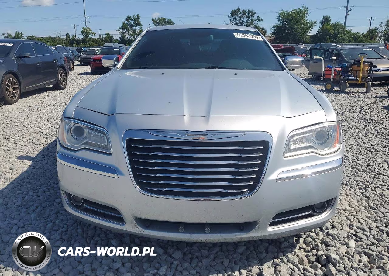 2013 Chrysler 300C VIN:2C3CCAEG9DH613238 - 5