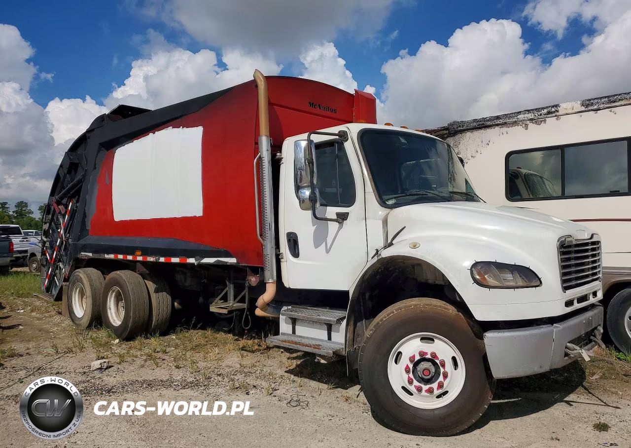 2010 Freightliner Business Class M2 Refuse Truck VIN:1FVHCYBS1ADAT6921 - 4