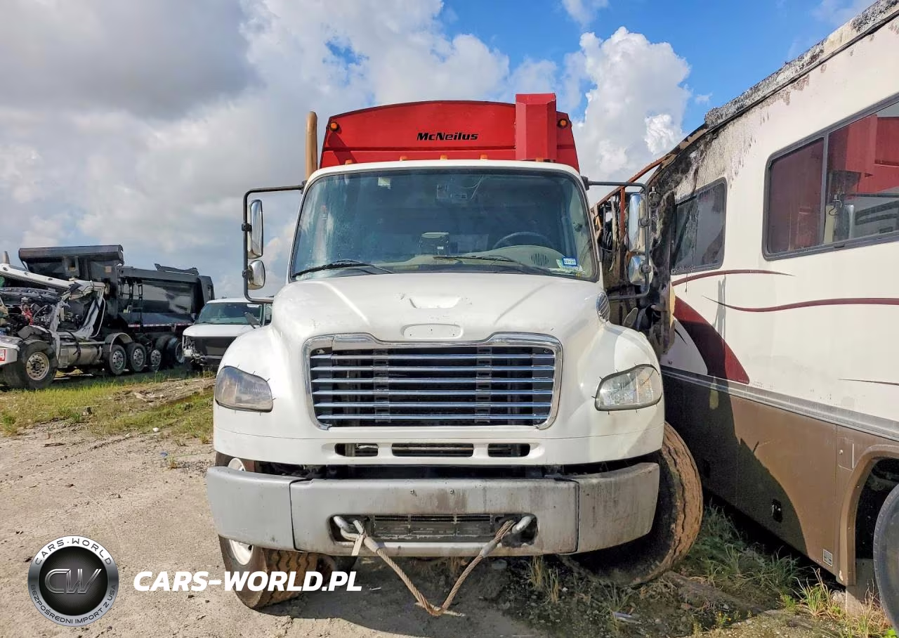 2010 Freightliner Business Class M2 Refuse Truck VIN:1FVHCYBS1ADAT6921 - 5
