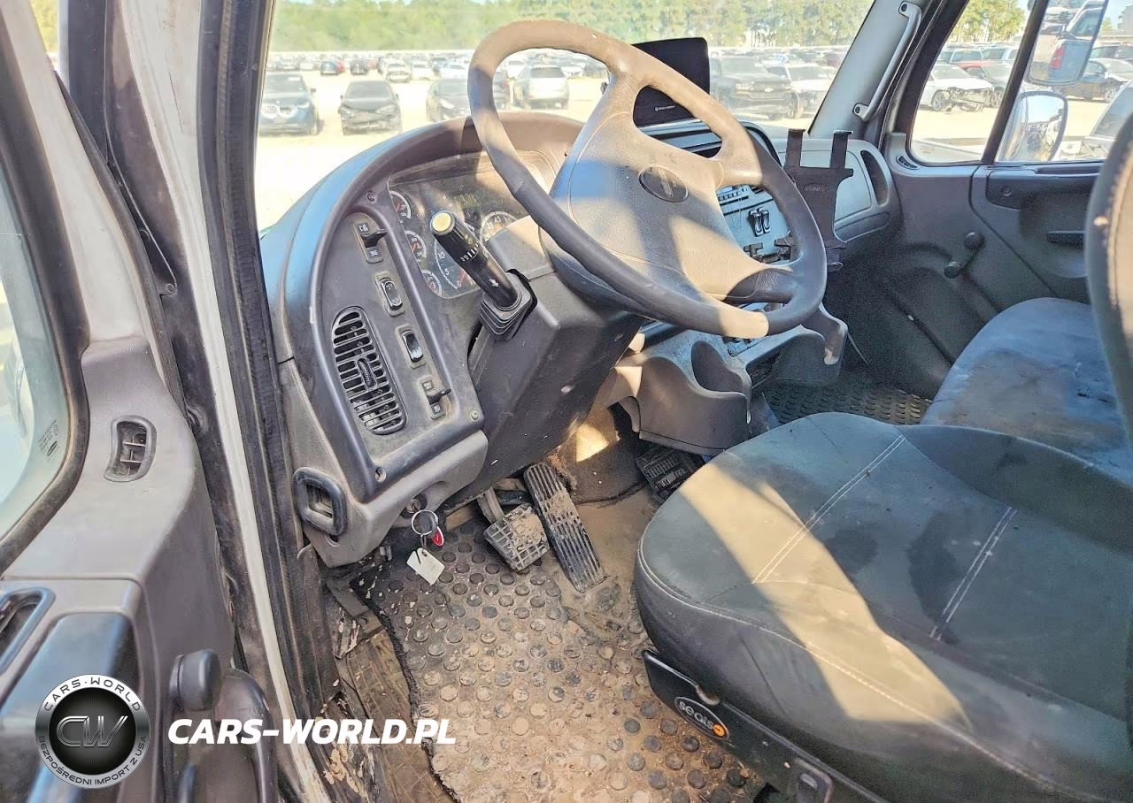 2010 Freightliner Business Class M2 Refuse Truck VIN:1FVHCYBS1ADAT6921 - 8