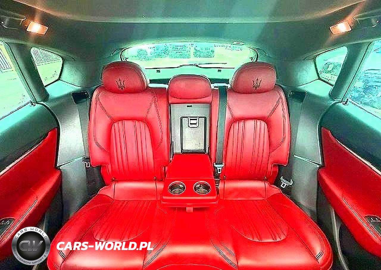 2018 Maserati Levante VIN:ZN661XUA6JX292117 - 10