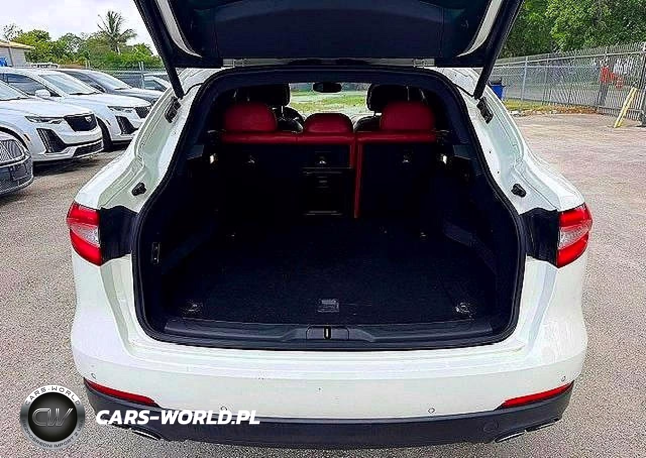 2018 Maserati Levante VIN:ZN661XUA6JX292117 - 6