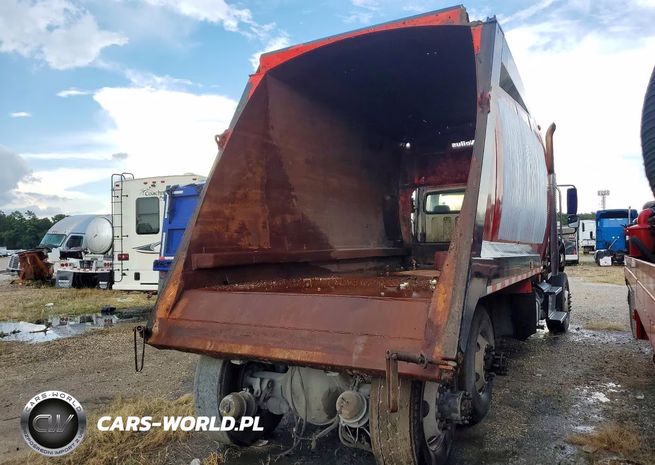 2014 Freightliner Business Class M2 Refuse Truck VIN:1FVHCYCY5EHFU9106 - 3