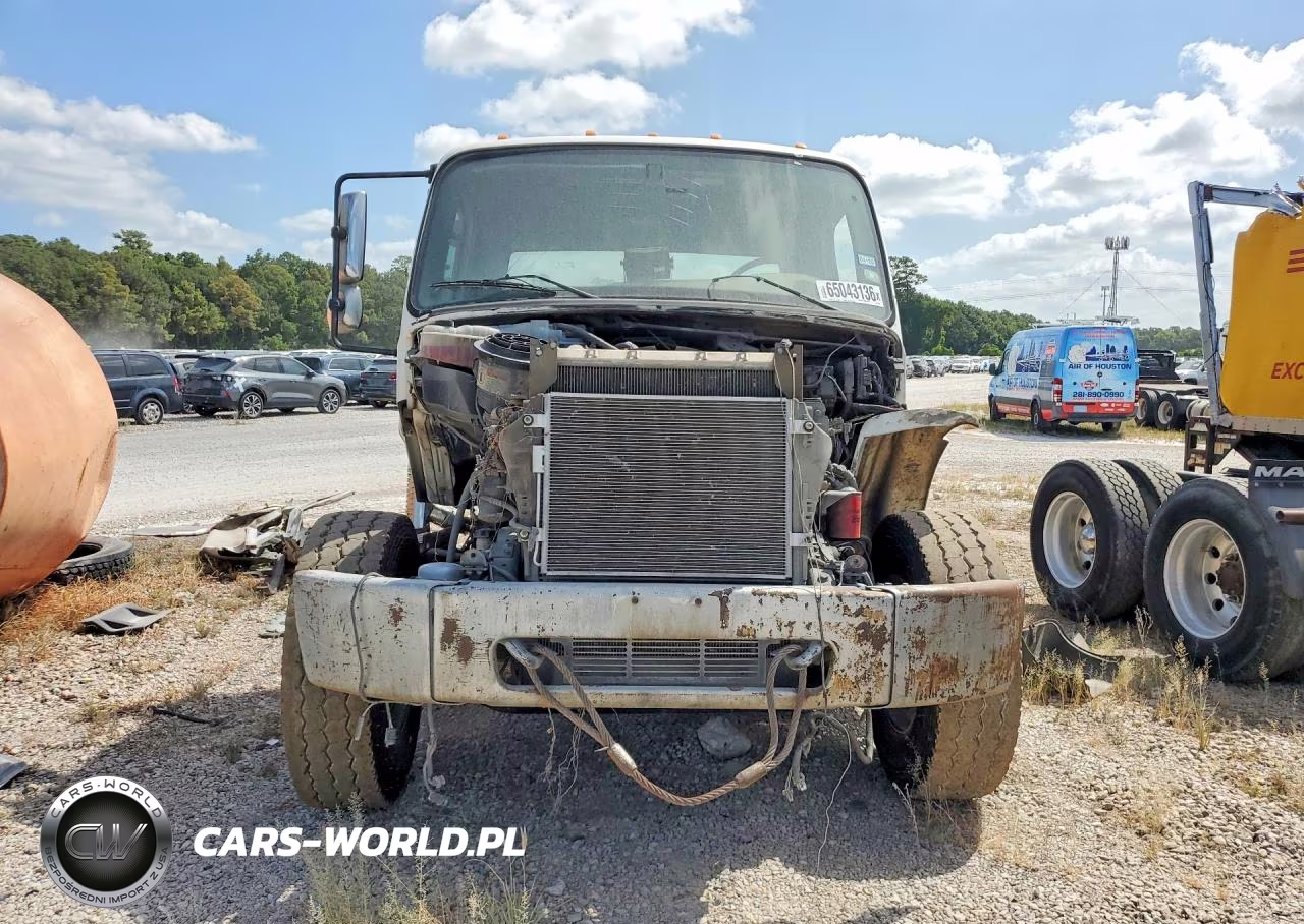 2013 Freightliner Business Class M2 Truck Cab And Chassis VIN:1FVHCYBS4DHFG8785 - 5