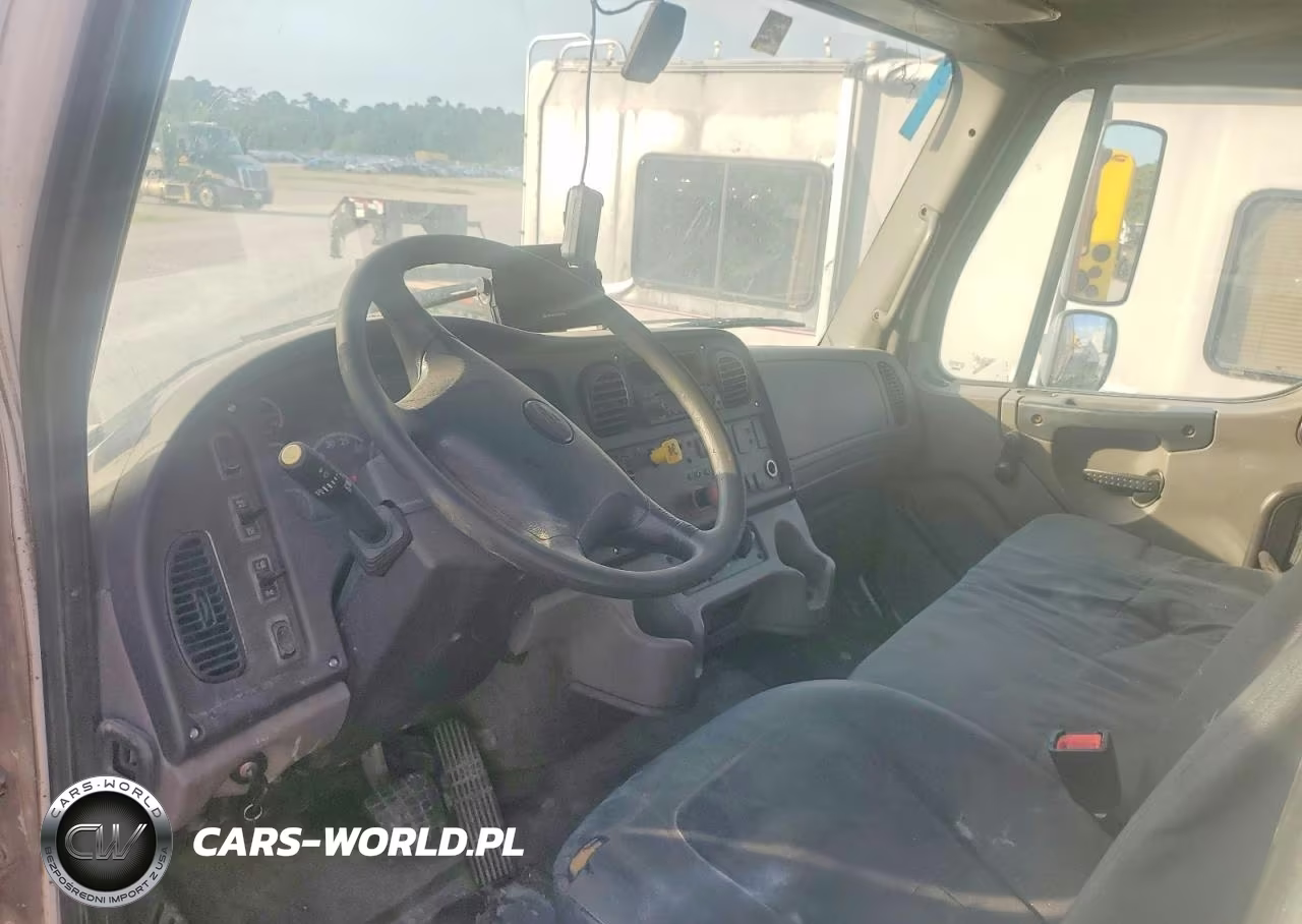 2011 Freightliner Business Class M2 Refuse Truck VIN:1FVHCYBS2BHAZ7155 - 8