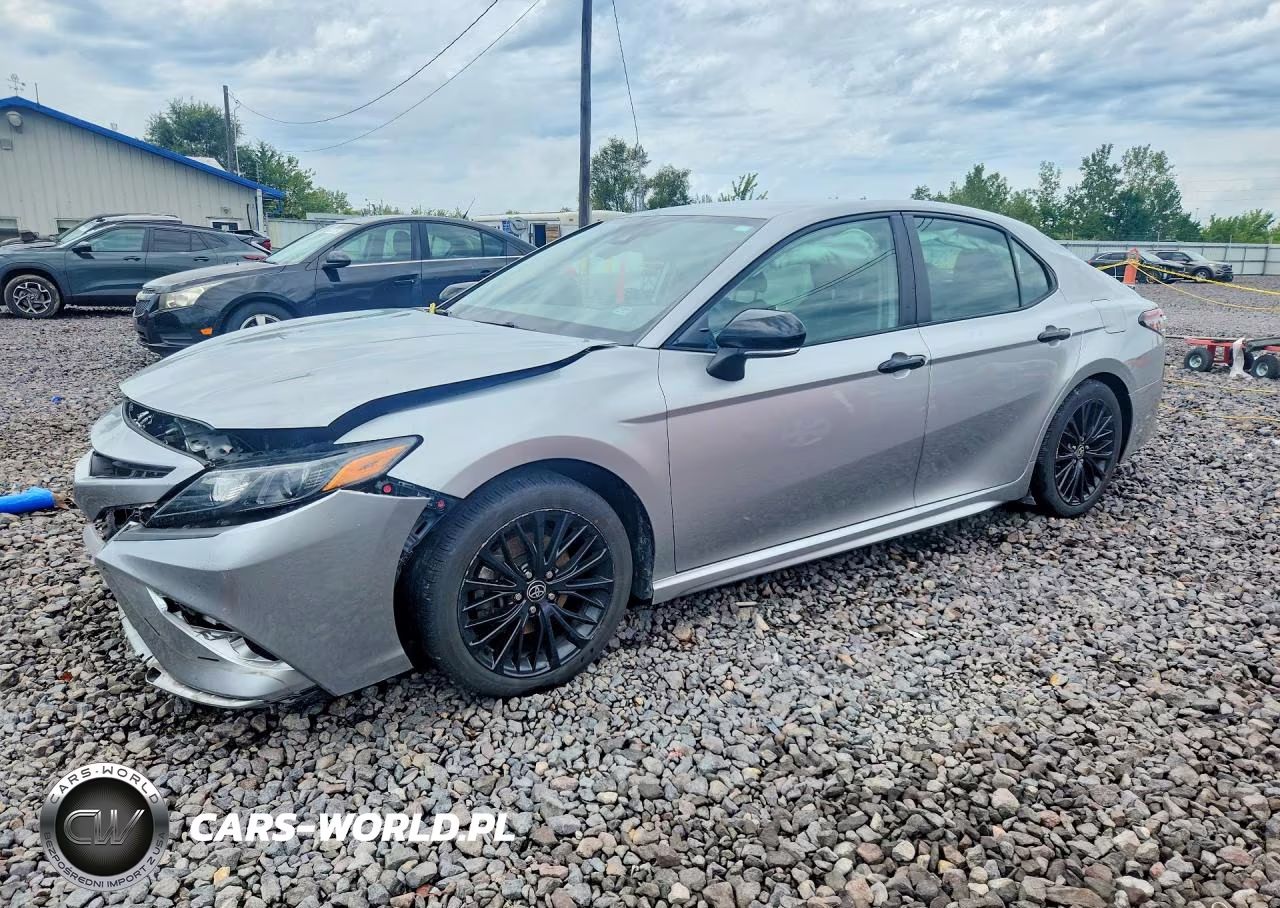 2022 Toyota Camry Se Nightshade