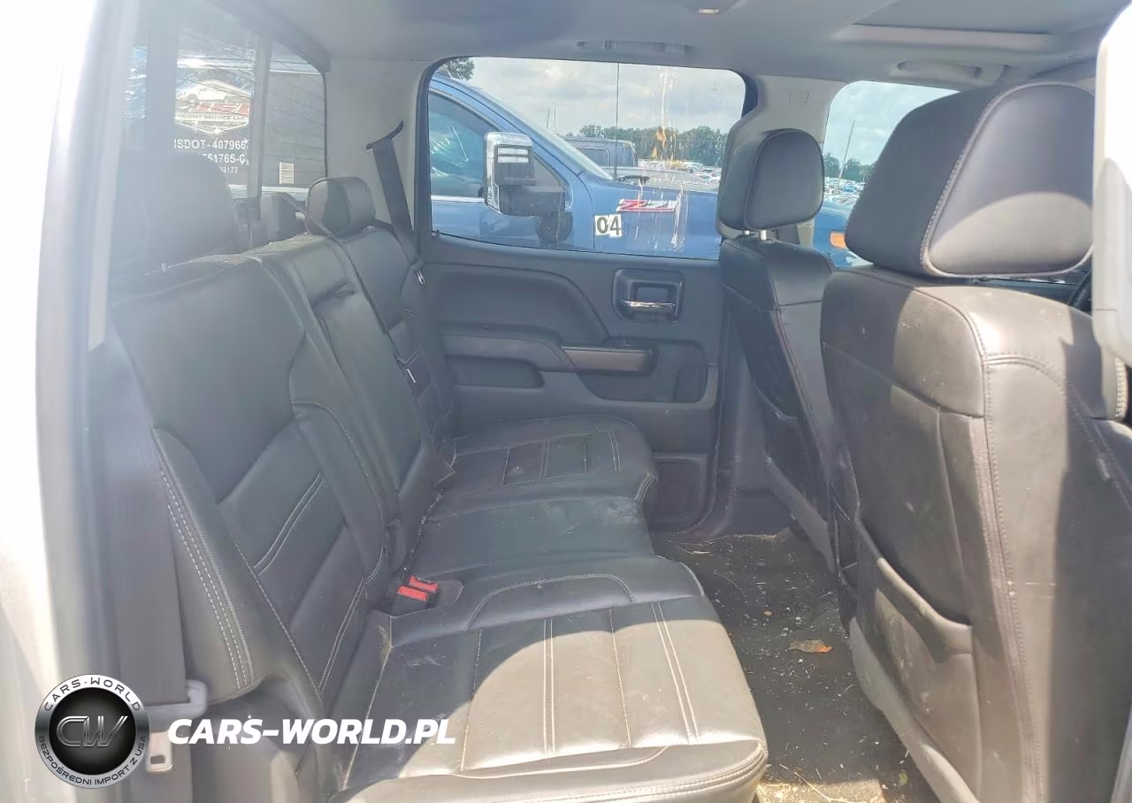 2018 GMC Sierra K3500 Denali VIN:1GT42YEY7JF150842 - 10