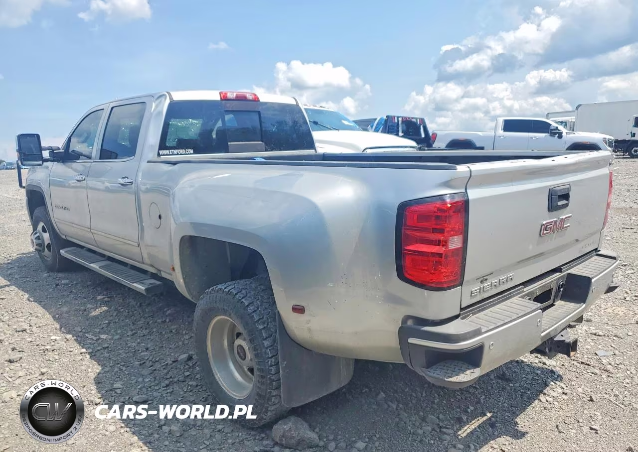 2018 GMC Sierra K3500 Denali VIN:1GT42YEY7JF150842 - 2
