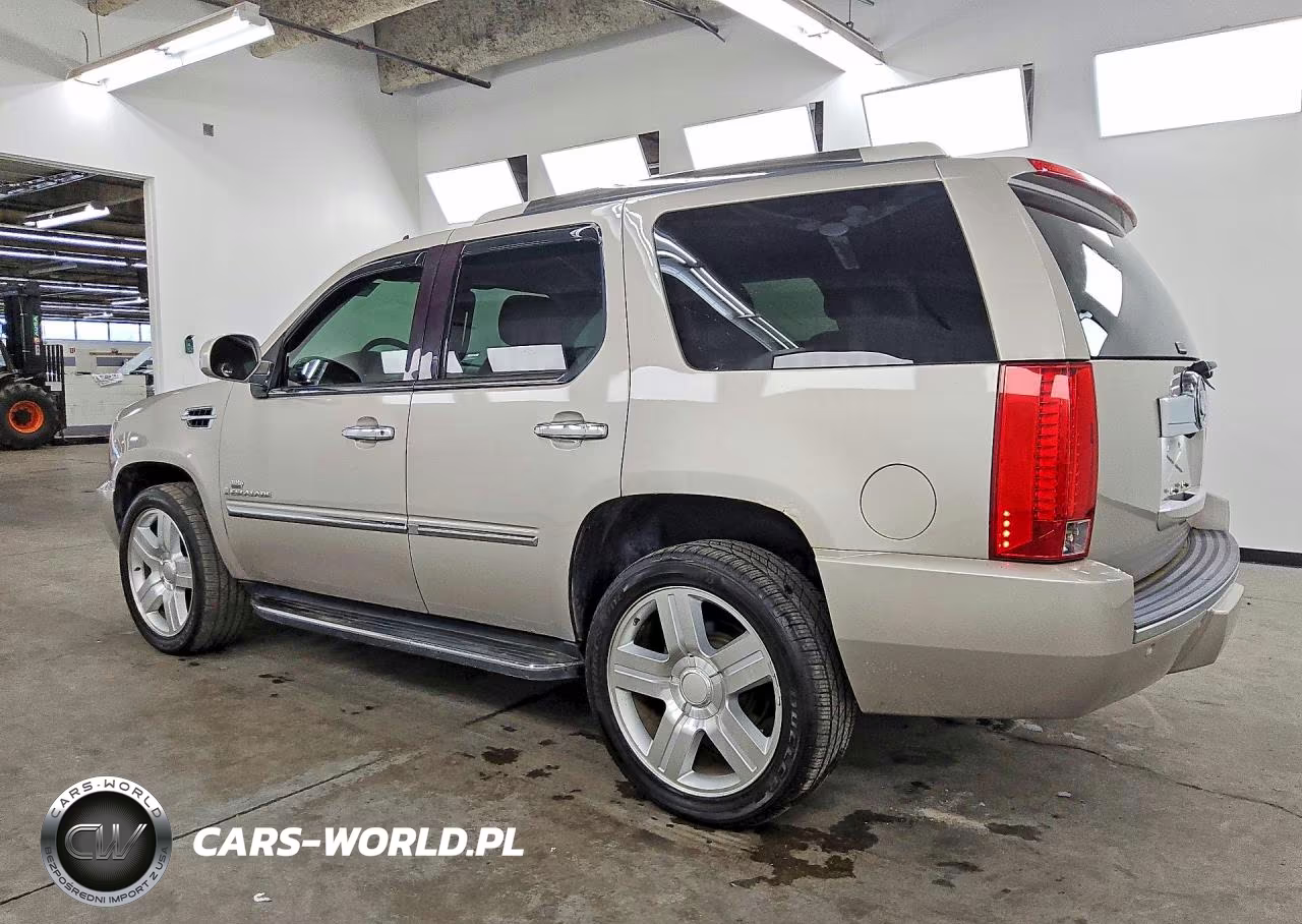 2008 Cadillac Escalade Luxury VIN:1GYFK63898R141210 - 2