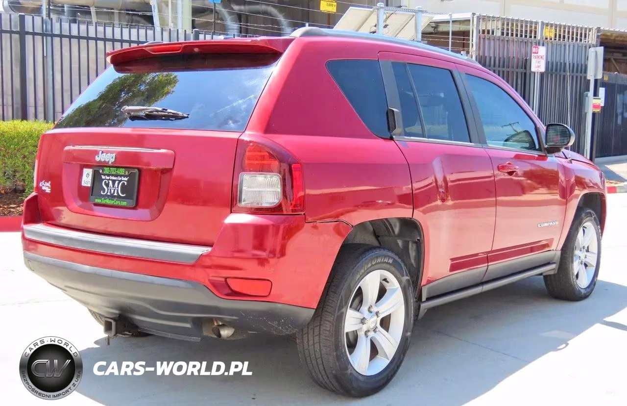 2014 Jeep Compass Sport VIN:1C4NJCBB2ED504052 - 3