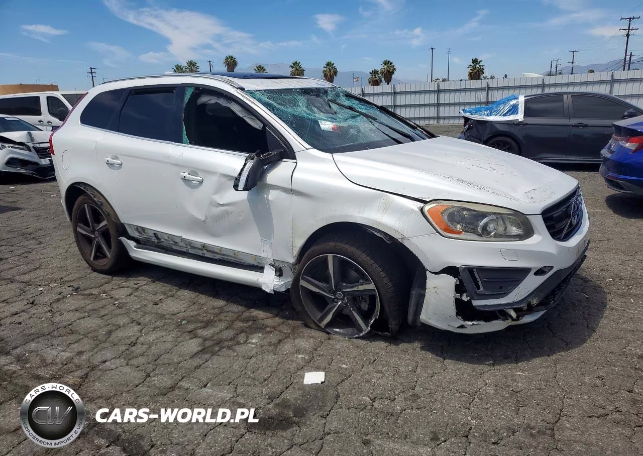 2016 Volvo Xc60 T6 R-Design Platinum VIN:YV4902RS0G2822669 - 4