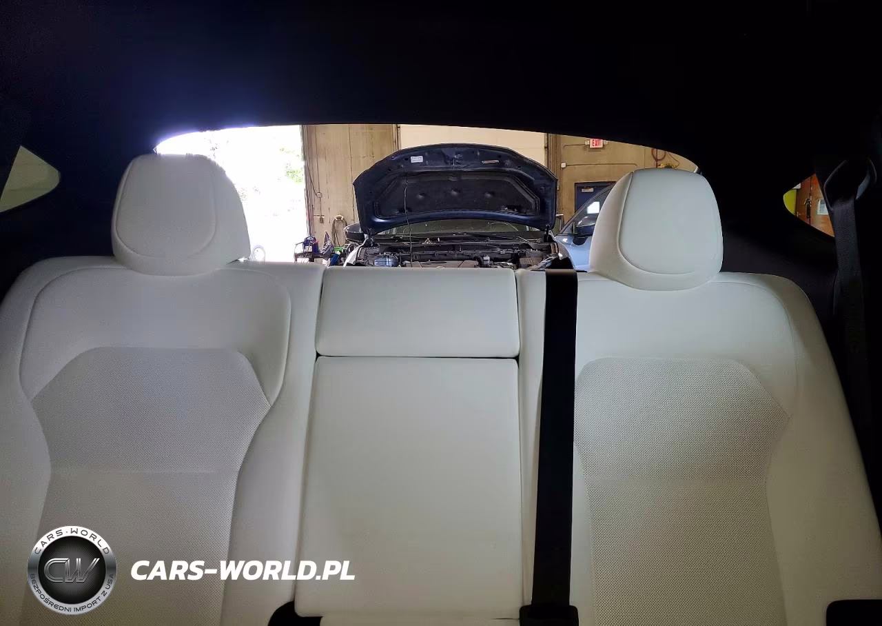 2026 Tesla Model Y VIN:7SAYGDED7TF601108 - 10