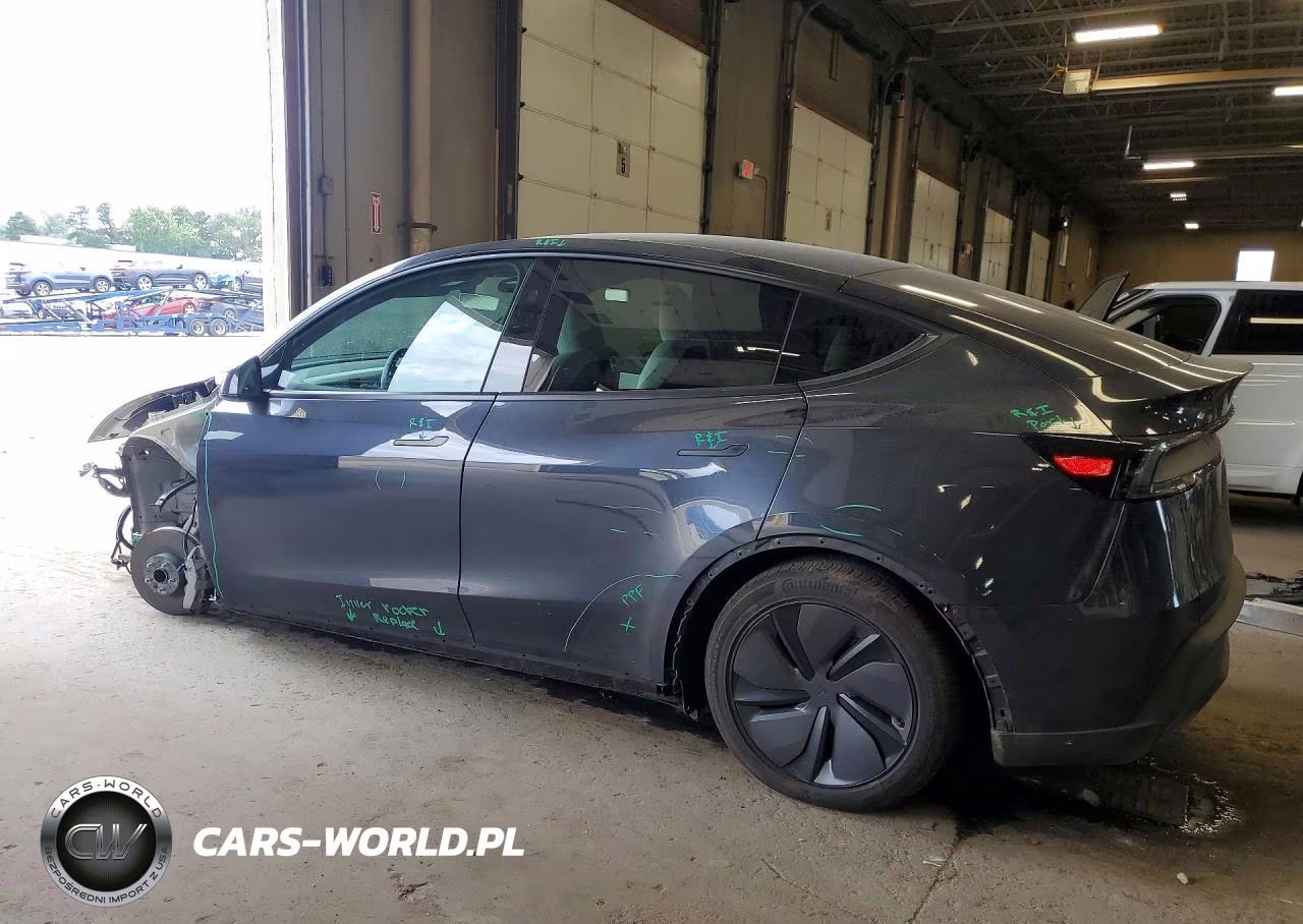 2026 Tesla Model Y VIN:7SAYGDED7TF601108 - 2