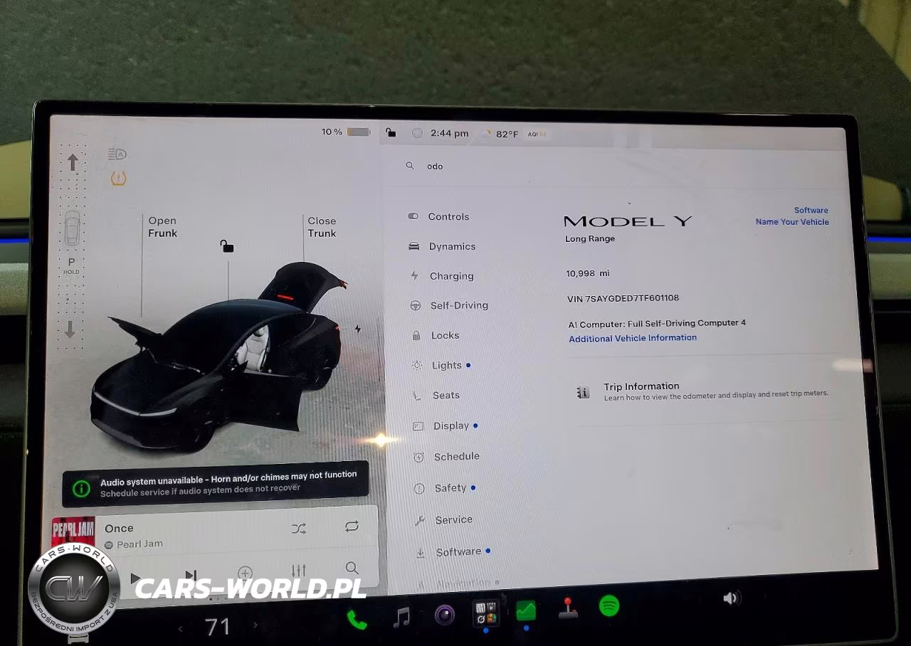 2026 Tesla Model Y VIN:7SAYGDED7TF601108 - 9