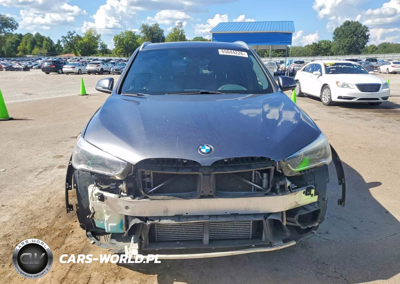2017 BMW X1 xDrive28I VIN:WBXHT3Z39H4A57901 - 5