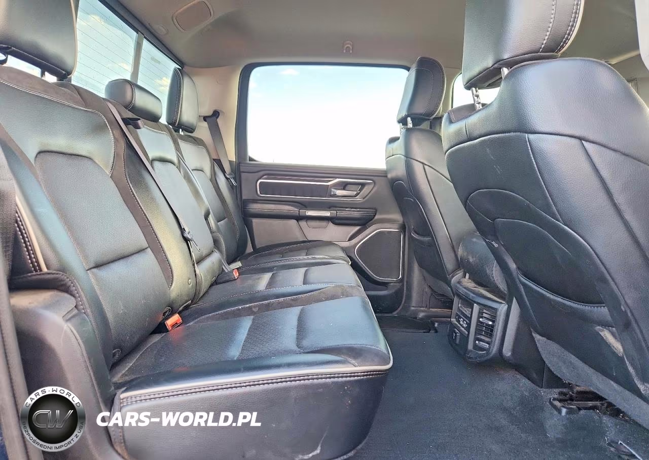 2022 Ram 1500 Laramie VIN:1C6SRFJT3NN234242 - 10