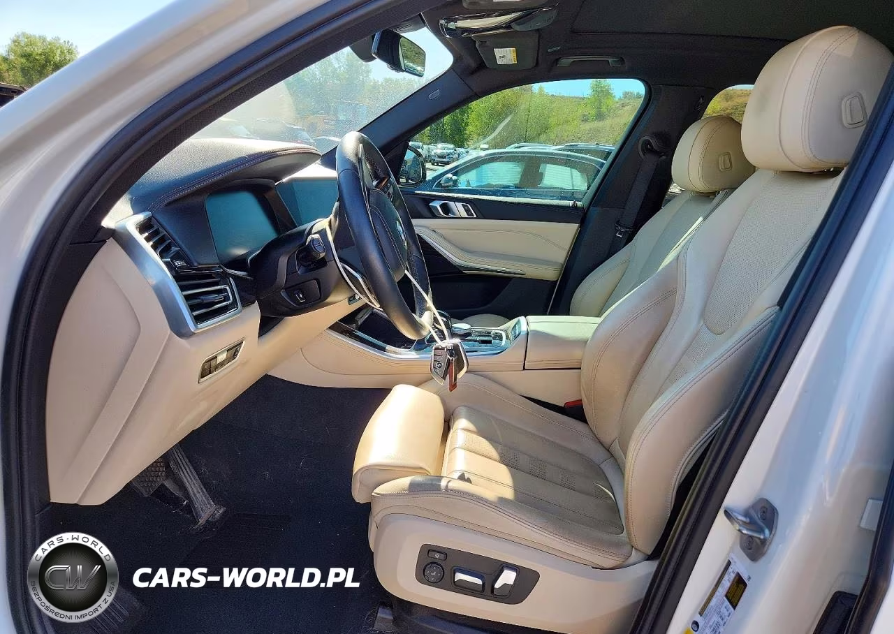 2021 BMW X5 xDrive45E VIN:5UXTA6C00M9D32676 - 7