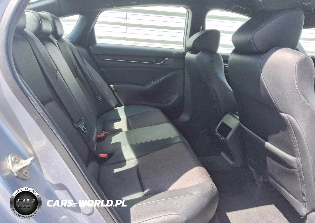 2019 Honda Accord Sport VIN:1HGCV1F33KA118810 - 10